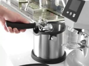 Rund kaffegrumsboks, 153x185x(h)165mm, passer til de fleste portafiltre - Billede 2