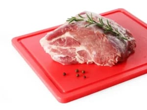 Skærebræt HACCP 600x400, rød, 600x400mm, 2 stk. Begge sider er glatte og egnet til brug. - Billede 2