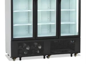 FS1600H Displaykøleskab med 3 døre og 825L kapacitet
