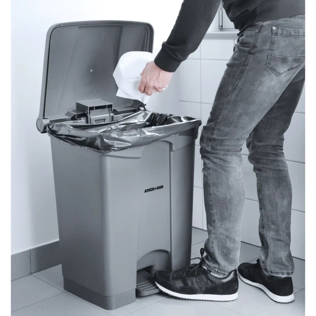 Firkantet affaldsbeholder med fodpedal, 68L, 504x412x(H)673mm - Billede 2