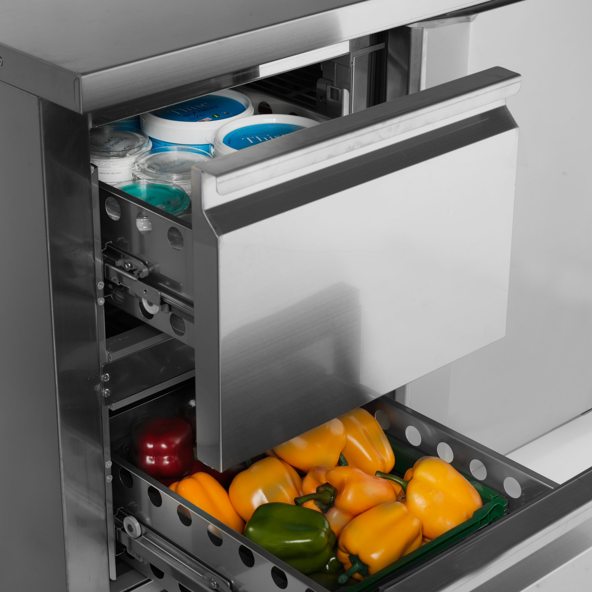 SK6210 Rustfrit Snackbord med 166L Kapacitet og Selvlukkende Døre - Billede 6