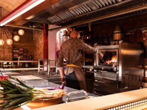 Josper RGJ-050 Robatagrill i professionel installation