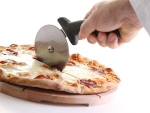 Pizza skærer, sort, (L)230mm, rustfrit stål knivblad, polypropylen håndtag. Med HACCP farvekodningssystem. - Billede 3