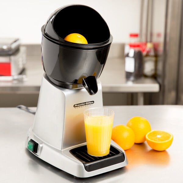 Proctor Silex 66900 elektrisk citrusjuicer med appelsiner