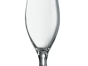 Eksklusivt Arcoroc Ølglas Cervoise Stemmed 50 cl på en bar