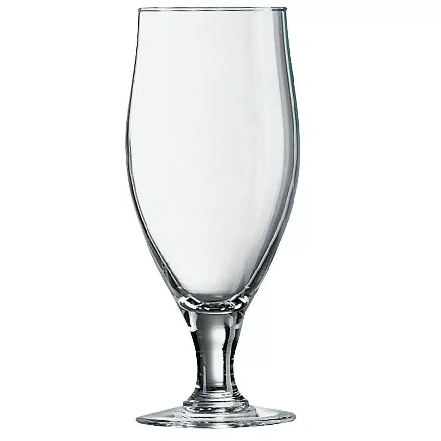 Eksklusivt Arcoroc Ølglas Cervoise Stemmed 50 cl på en bar