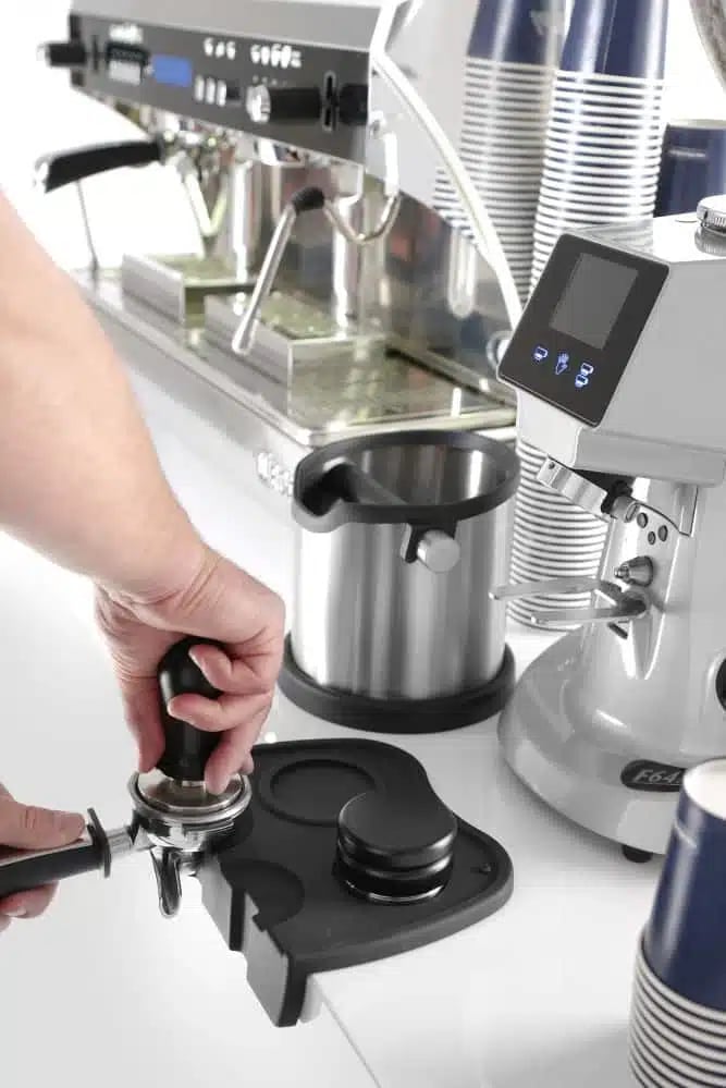 Justerbar kaffetamper i rustfrit stål og sort aluminium - Billede 2