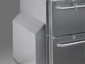 Indvendig visning af GRAM Gastro 07 Kølebord med justerbare hylder og dørsektioner
