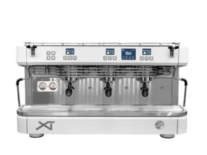 Dalla Corte XT Barista 3-Gruppe i Dynamic White Front View