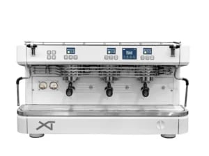 Total White XT Barista 3-Gruppe fra Dalla Corte
