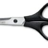 Husholdnings saks lille Victorinox set forfra med skarpt rustfrit stålblad og sort polyamide-håndtag.