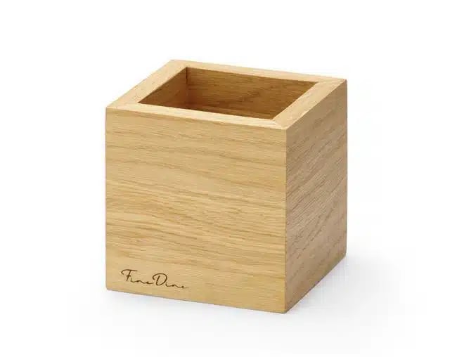 Madeira stand, 120x120x120mm